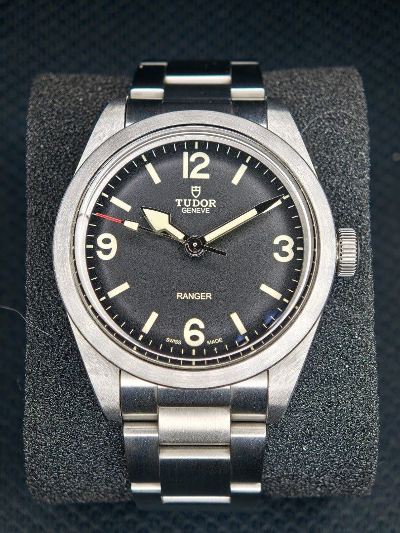 Tudor Ranger 39mm 2023 (Category: Luxury Watches) located in Malabon City. Submitted by taoketimepieces (Listing ID 1467304960, Image 1). Description: TUDOR RANGER 79950 39mm | 2023 | Black Dial A modern tool watch with a clean, understated design. The Tudor Ranger pairs its matte black dial and signature 3-6-9-12 numerals with a robust stainless steel case and bracelet. DETAILS • Reference: 79950 • Year: 2023 • Case Size: 39mm • Dial: Black • Mo