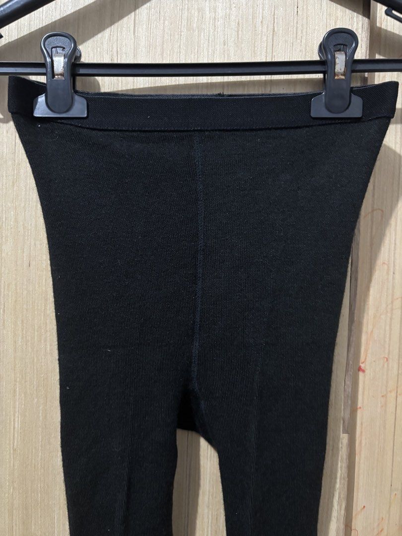 UKAY: Ladies Thermal Leggings Medium (Category: Undergarments & Loungewear) located in Quezon City. Submitted by delighted_area (Listing ID 1467252083, Image 2). Description: Ukay sourced, please manage your expectations. In great condition. Size: M-L on tag, best fits Medium Waist Width: 11 Inches, stretch up to 18 inches Length: 35 Inches.