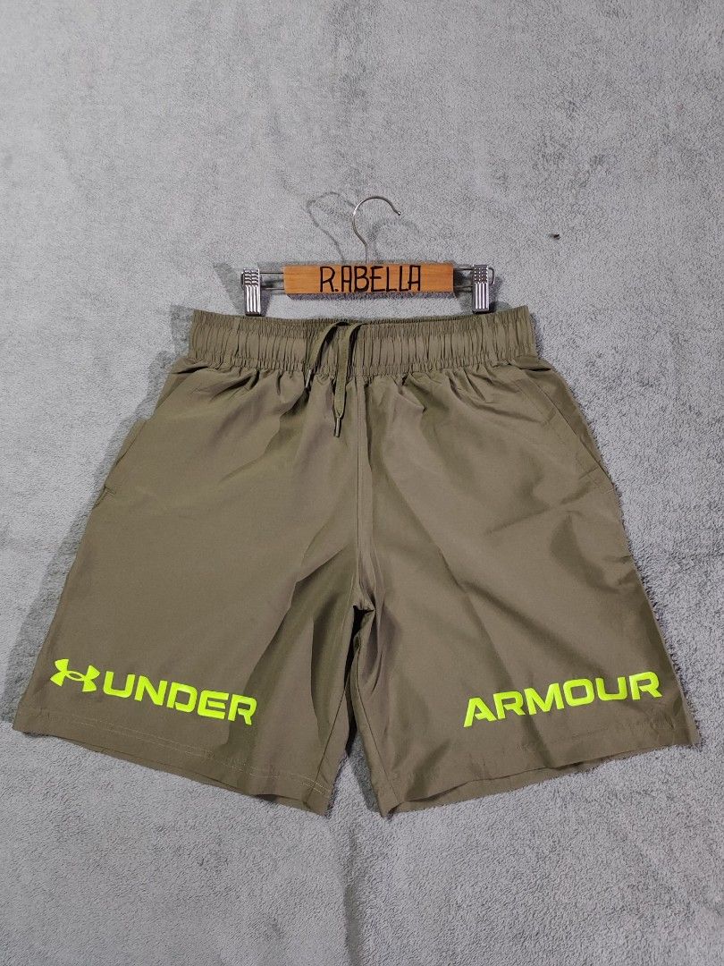 UNDER ARMOUR MEN'S WOVEN TRAINING SHORT (Category: Activewear) located in Manila. Submitted by rumarabe (Listing ID 1467284911, Image 1). Description: UA MEN'S WOVEN TRAINING SHORT COMPLETE TAGS W/ 2 SIDE POCKETS & PULLER SIZE:LARGE ON TAG(29-34X19) IN EXCELLENT TO GOOD AS NEW CONDITION.
