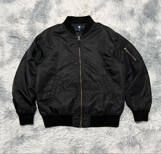 (Category: ) located in . Submitted by winterclothes.ph (Listing ID 1467329908, Image 1). Description: .
