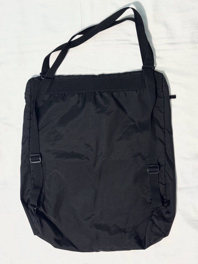 Uniqlo Convertible Bag (Category: Sling Bags) located in Manila. Submitted by tindero_ng_ano (Listing ID 1467209109, Image 2). Description: Uniqlo Convertible Bag -Condition: Used, No issue -Dimensions: -Width: 17.5” -Length: 19.6” -Strap Length: 25”” -Color Rate: 10/10 -Rsn for selling: decluttering -Price: 350.