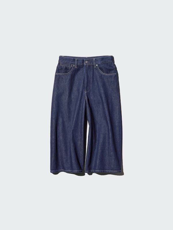 Uniqlo Dark Denim Jorts (Category: Shorts) located in Bocaue. Submitted by gwydeclutters (Listing ID 1467360077, Image 1). Description: ✿ Uniqlo ✿ 26-27 ʀᴇᴍᴀʀᴋs: like new condition, worn around 2-3x only. hard denim fabric & mall bought. actual WW posted. For interested buyers, kindly send me a message for 𝗮𝗰𝘁𝘂𝗮𝗹 𝗽𝗵𝗼𝘁𝗼𝘀 to avoid photo grabbing & phishing. 𝗳𝗲𝘄 𝗿𝗲𝗺𝗶𝗻𝗱𝗲𝗿𝘀: 𐙚 payment first basis 𐙚 no cancellation of order(s)
