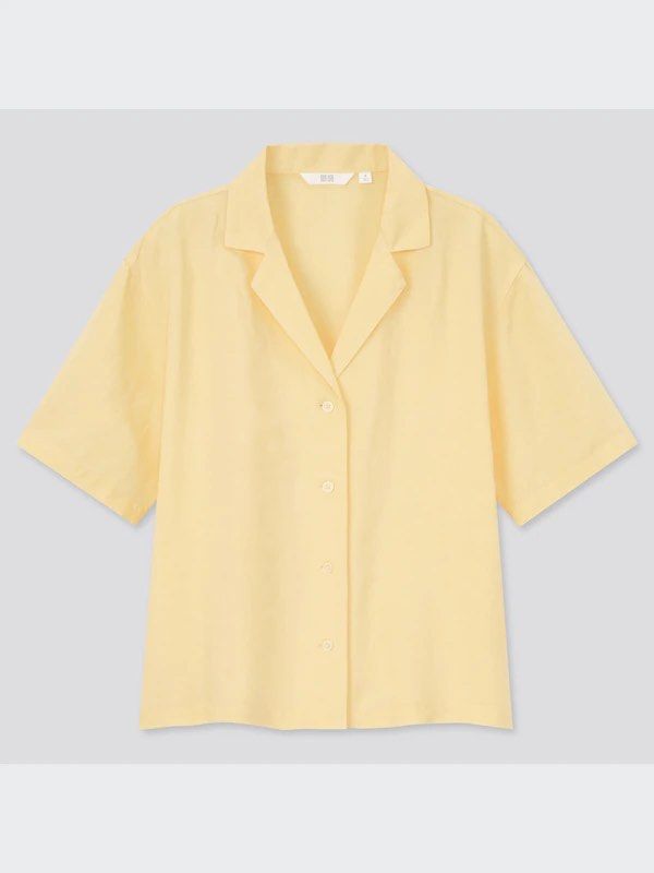 Uniqlo Linen Blend Shirt (Category: Shirts) located in Surigao. Submitted by nenafuentes (Listing ID 1467179770, Image 1). Description: Still in very good and presentable condition No stains or whatsoever Small on tag but runs big. Can fit M-L.