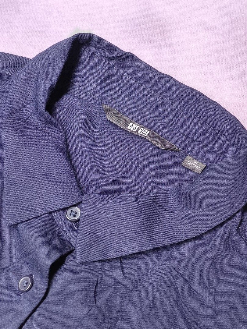 Uniqlo Long sleeve polo (Category: Longsleeves) located in San Jose. Submitted by dripdropph22 (Listing ID 1467239645, Image 2). Description: Uniqlo Long sleeve polo 249 + sf Unli Vouche Unli VC.