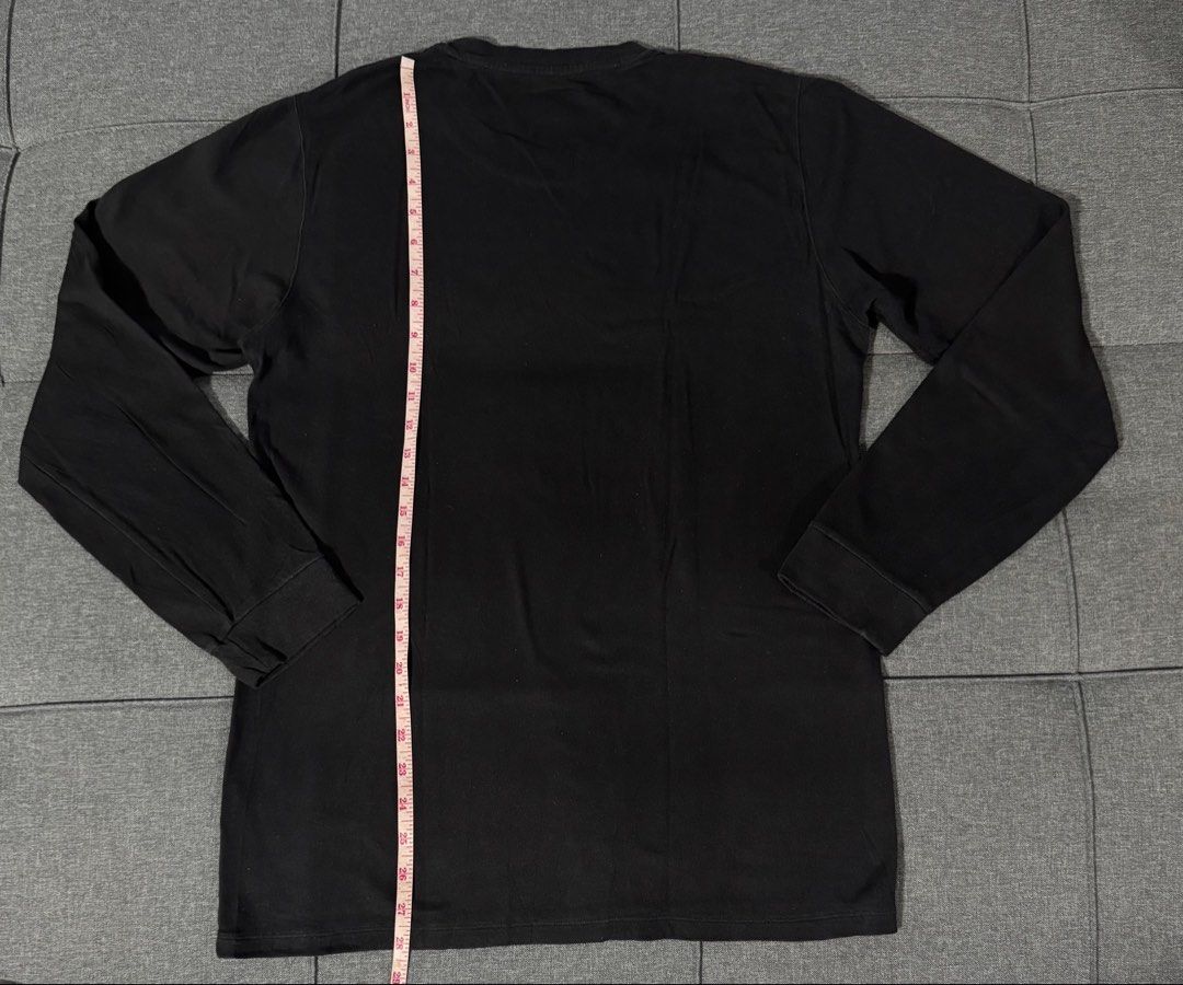 UNIQLO Men heattech extra warm size M (Category: Tshirts & Polo Shirts ) located in General Santos City (Dadiangas). Submitted by curatedstuffs101 (Listing ID 1467251771, Image 3). Description: Like new No flaws Color rate:10/10 Size:medium on tag Low ballers will not be entertained .