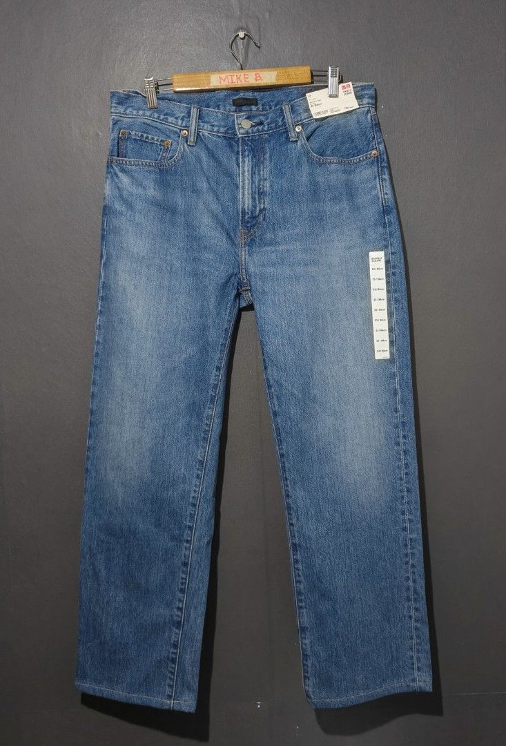 📍Uniqlo Regular fit jeans (Category: Jeans) located in Antipolo. Submitted by simplehans (Listing ID 1467170193, Image 2). Description: ‎📍Uniqlo Regular fit jeans ‎Size 33 on tag (84cm) ‎Waist- 35 (Tape measure) ‎Length- 39 ‎Leg Open- 8.4 ‎Brand New ‎DIRECT MESSAGE IF INTERESTED.