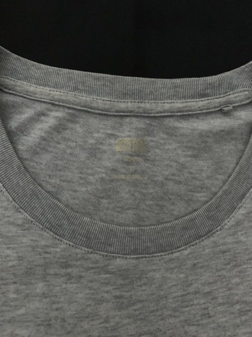 Uniqlo Supima Shirt - M (Category: Tshirts & Polo Shirts ) located in Manila. Submitted by deehumphrey (Listing ID 1467212417, Image 2). Description: Uniqlo Supima Shirt Size M on tag.