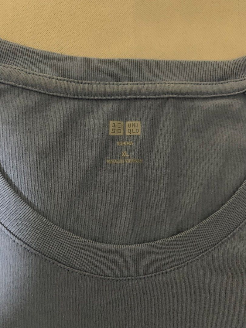 Uniqlo Supima XL - lightblue (Category: Tshirts & Polo Shirts ) located in Manila. Submitted by deehumphrey (Listing ID 1467213954, Image 3). Description: Uniqlo Suoima Shirt Size XL on tag Light Blue.