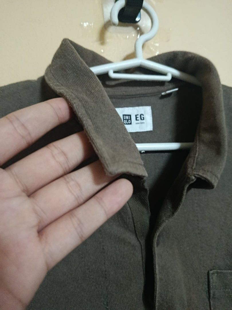 Uniqlo x Engineered Garments Oversized Polo (Category: Tshirts & Polo Shirts ) located in Quezon City. Submitted by eldridge12 (Listing ID 1467339208, Image 3). Description: 📌 sun fade on last slide color: 10/10 condition: 7/10 mop: gcash/maya/maribank pm for dimes!.