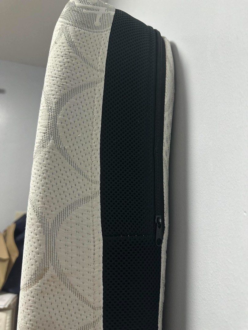 Uratex Airlite Mattress 6” Double (Category: Bed Frames & Mattresses) located in Quezon City. Submitted by datsoohot46574 (Listing ID 1467351068, Image 2). Description: - Brand: Uratex airlite mattress 6” size Double - Few stains due to storage, may alikabok pwede punasan or labhan un cover removable. Mattress is still in excellent condition -location tandang sora, QC .