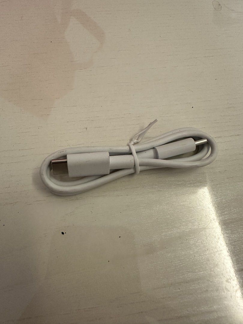 USB-C to USB-C Cable (Category: Chargers & Cables) located in Quezon City. Submitted by bqchane (Listing ID 1467262467, Image 1). Description: .
