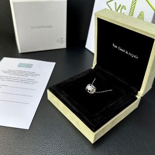 （分類：）位於 。 由 sabine.kub 提交（商品編號 1467356503，圖片 1）。簡介： 。