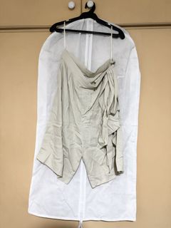 (Category: ) located in . Submitted by fabulousdesignerfinds (Listing ID 1467209658, Image 1). Description: .
