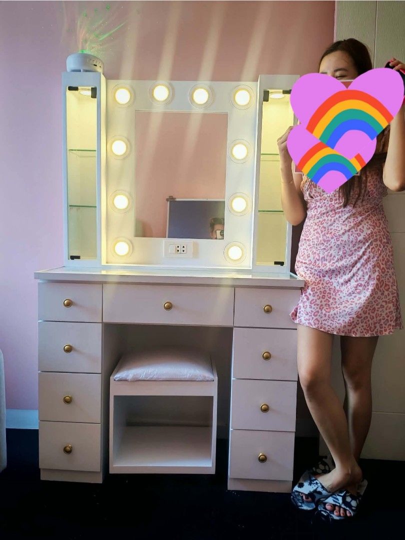 Vanity dresser (Category: Other Home Furniture) located in Mabalacat. Submitted by arlenemamangun01 (Listing ID 1467215973, Image 1). Description: .