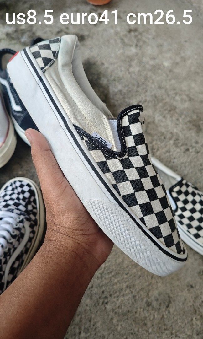 Vans cb slip on (Category: Sneakers) located in Sultan Kudarat. Submitted by thrifted01 (Listing ID 1467321660, Image 1). Description: us8.5 mens issue my minor gasgas lang loc mindanao.