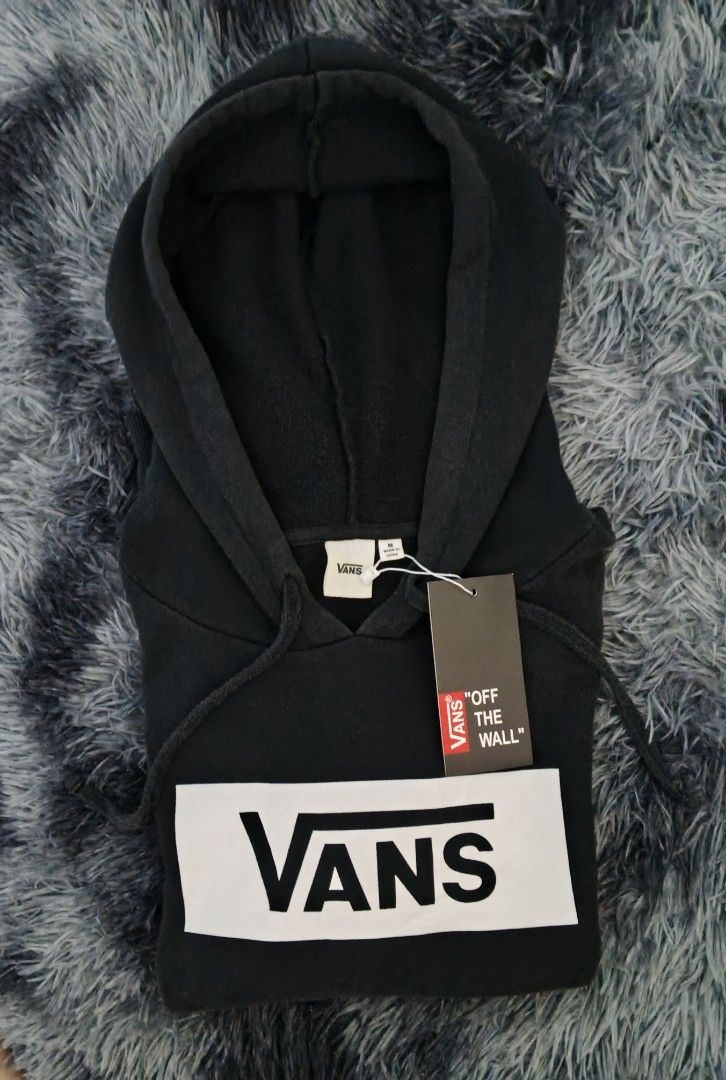 vans hoodie authentic (Category: Coats, Jackets and Outerwear) located in Magalang. Submitted by trendz67271 (Listing ID 1467203658, Image 1). Description: like new once lng nagamit bought from japan medium size.