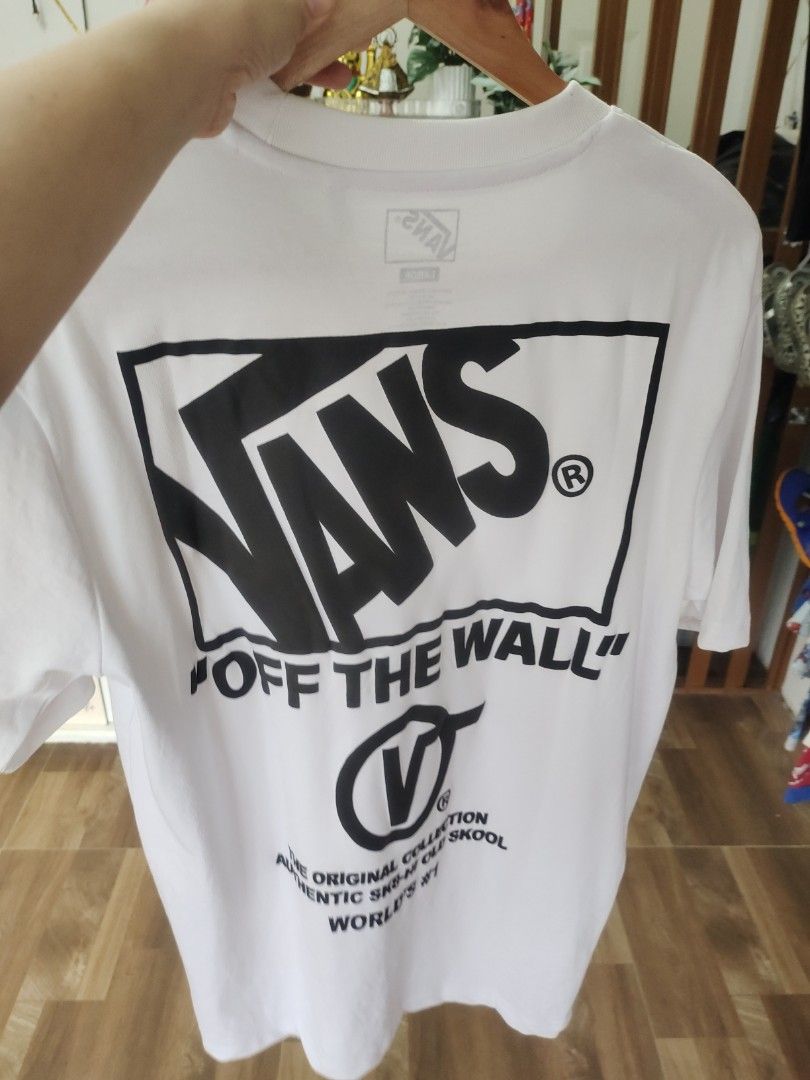 Vans mens shirt (Category: Tshirts & Polo Shirts ) located in Aliaga. Submitted by kmapparel (Listing ID 1467259734, Image 3). Description: .