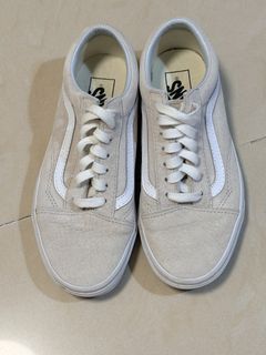 （分類：）位於 。 由 C.C.M 提交（商品編號 1467359342，圖片 1）。簡介： 。