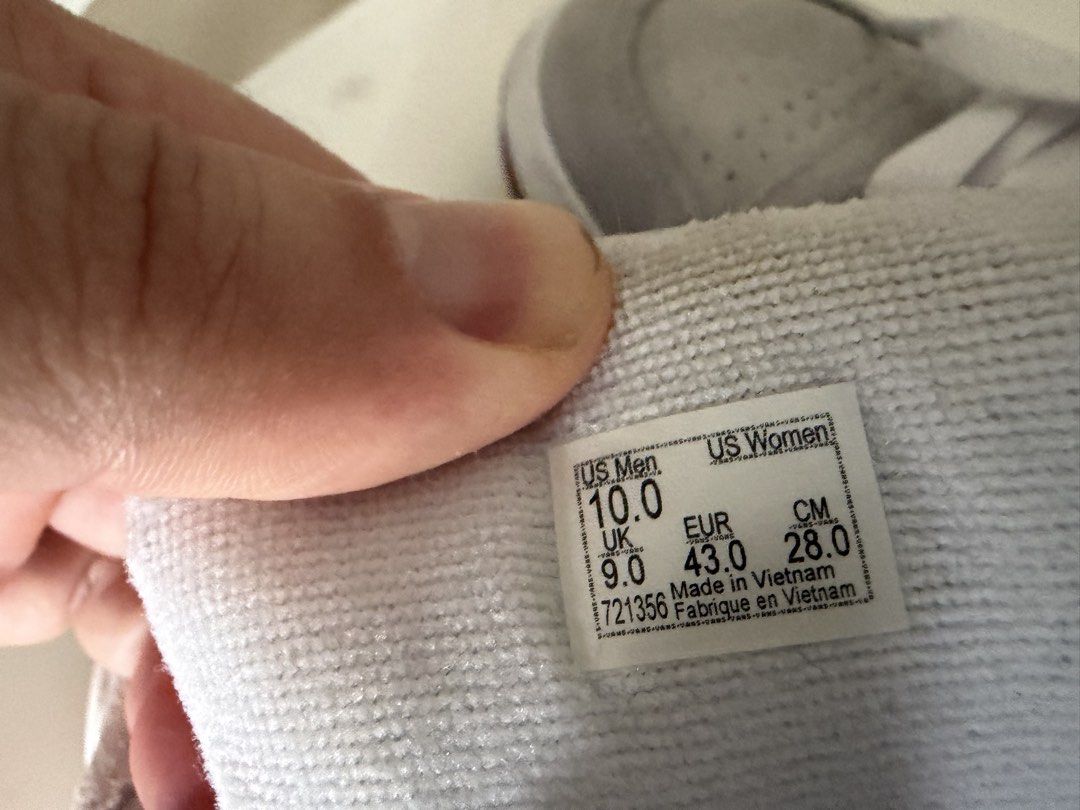 Vans original wolf grey skate shoes (Category: Sneakers) located in Las Pinas. Submitted by paulbp (Listing ID 1467325398, Image 3). Description: Selling my Vans used twice bought in Canada but dont fit me well size 10us prestine meet ups in SM southmall or Festival alabang for faster transaction message at 09175723767 thank you..