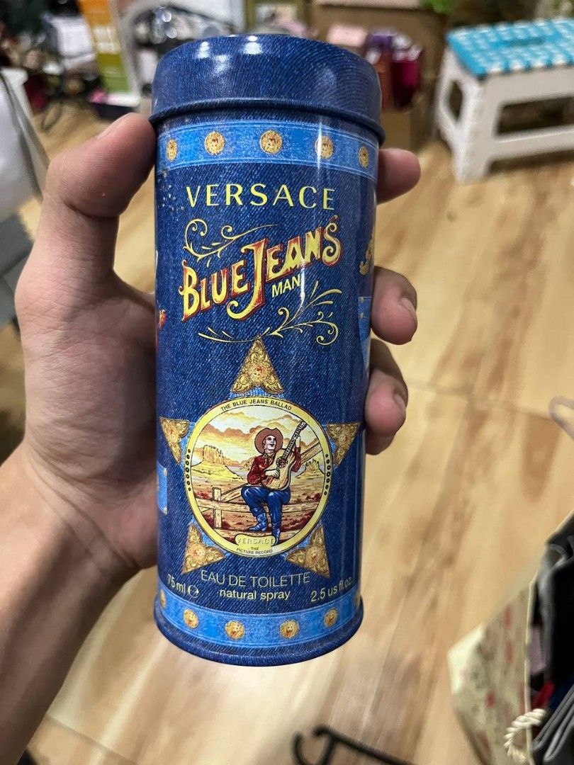 Versace Perfume (tin Canister only) (Category: Vintage Collectibles) located in Quezon City. Submitted by michypeachyy1 (Listing ID 1467264100, Image 1). Description: 200 plus shipping Tin Canister only.