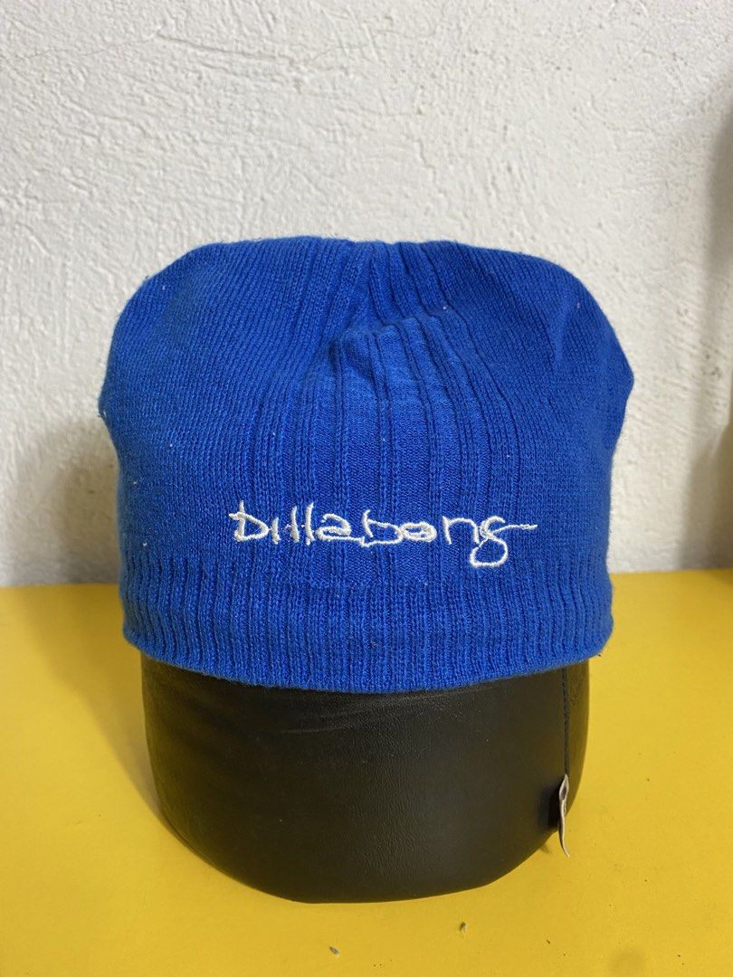 Vintage Billabong Blue Beanie (Category: Caps & Hats) located in Cabanatuan. Submitted by adrialesdrip (Listing ID 1467315902, Image 1). Description: - Brand: Billabong - Color: Bright blue with white embroidered script logo - Material/Texture: Knitted ribbed texture with warm black fleece lining - Size: Standard adult size (fits most) - Condition: Includes original brand tag.