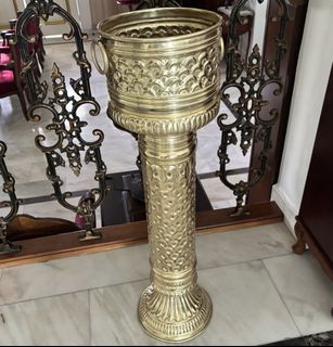 (Category: ) located in . Submitted by romesh67 (Listing ID 1467202349, Image 1). Description: .