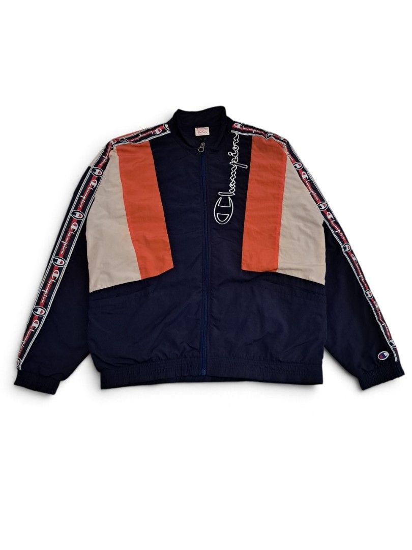 Vintage Champion tracksuit top jacket (Category: Coats, Jackets and Outerwear) located in Silang. Submitted by segundalifestyle (Listing ID 1467220092, Image 1). Description: vintage champion size small on tag 26L 23W excellent condition no flaws see the attach photo for details DM for more details.