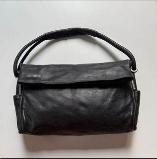 (Category: ) located in . Submitted by vintgbags (Listing ID 1467294333, Image 1). Description: .