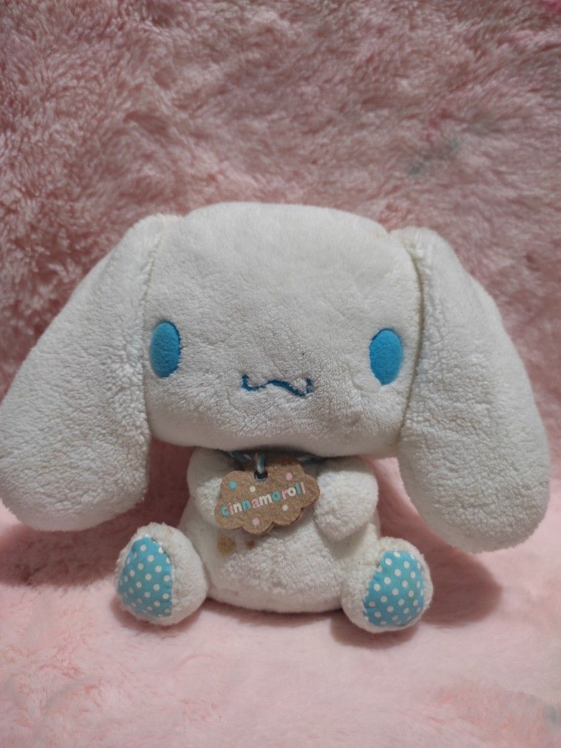 vintage cinnamoroll beaded plush (Category: Plushies & Soft Toys) located in Bacoor. Submitted by Exedriae (Listing ID 1467263928, Image 1). Description: needs wash erased na label sa etiketa mod: j&t/lalamove only.