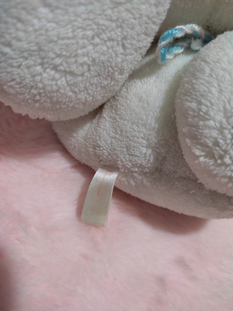 vintage cinnamoroll beaded plush (Category: Plushies & Soft Toys) located in Bacoor. Submitted by Exedriae (Listing ID 1467263928, Image 3). Description: needs wash erased na label sa etiketa mod: j&t/lalamove only.