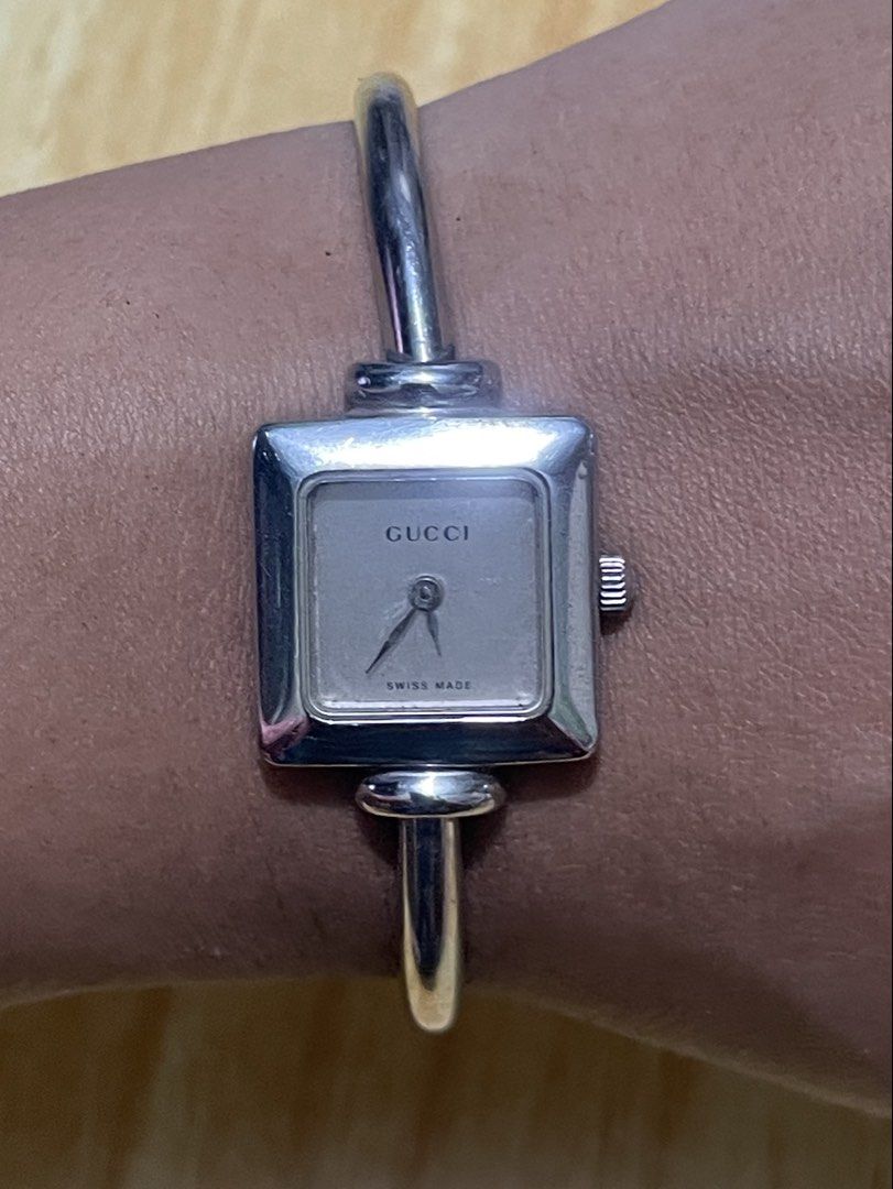 Vintage Gucci 1900L Bangle Watch (Category: Women's Watches) located in Taguig. Submitted by tester1x (Listing ID 1467271644, Image 2). Description: AS IS BUNDLE ( need pa service & put battery ) Vintage Gucci 1900L Bangle Watch Swiss Made 1900L Quartz Sapphire Crystal All Stainless Steel 6.5 fit 7 wrist size .