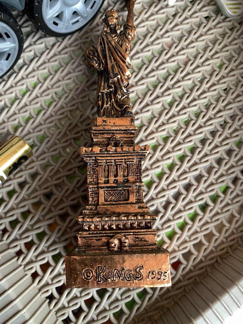 Vintage Kings 1995 Liberty Statue (Category: Vintage Collectibles) located in Manila. Submitted by macks_toys (Listing ID 1467337235, Image 3). Description: 📌You may send DM for your inquiries. ✨KINDLY CHECK EACH DETAILS✨ 🔳 From Japan/UK Surplus items 🔳 Manage your expectations since it’s preloved and from Surplus Items 🔳 WYSIWYG ✨ Thank you! ✨.