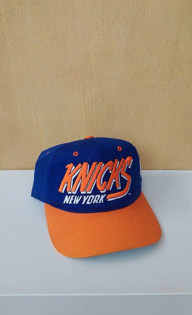 Vintage New York Knicks Hat (Category: Caps & Hats) located in Lipa City. Submitted by meechytwotwotwo (Listing ID 1467194697, Image 3). Description: • Vtg New York Knicks Hat - One Size Fits All - Dada Snap - Hairline / 2 missing male button Plss check photos for actual condition additional shipping fee MODE OF PAYMENT: GCASH/NO COD payment first before shipment Thank you..