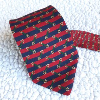 (Category: ) located in . Submitted by thriftedtreasures101.1 (Listing ID 1467360824, Image 1). Description: .