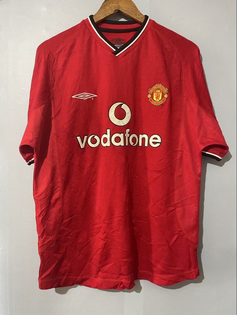 Vodafone umbro (Category: Tshirts & Polo Shirts ) located in Molave. Submitted by sixthrift (Listing ID 1467332422, Image 1). Description: Best fit large Size medium .