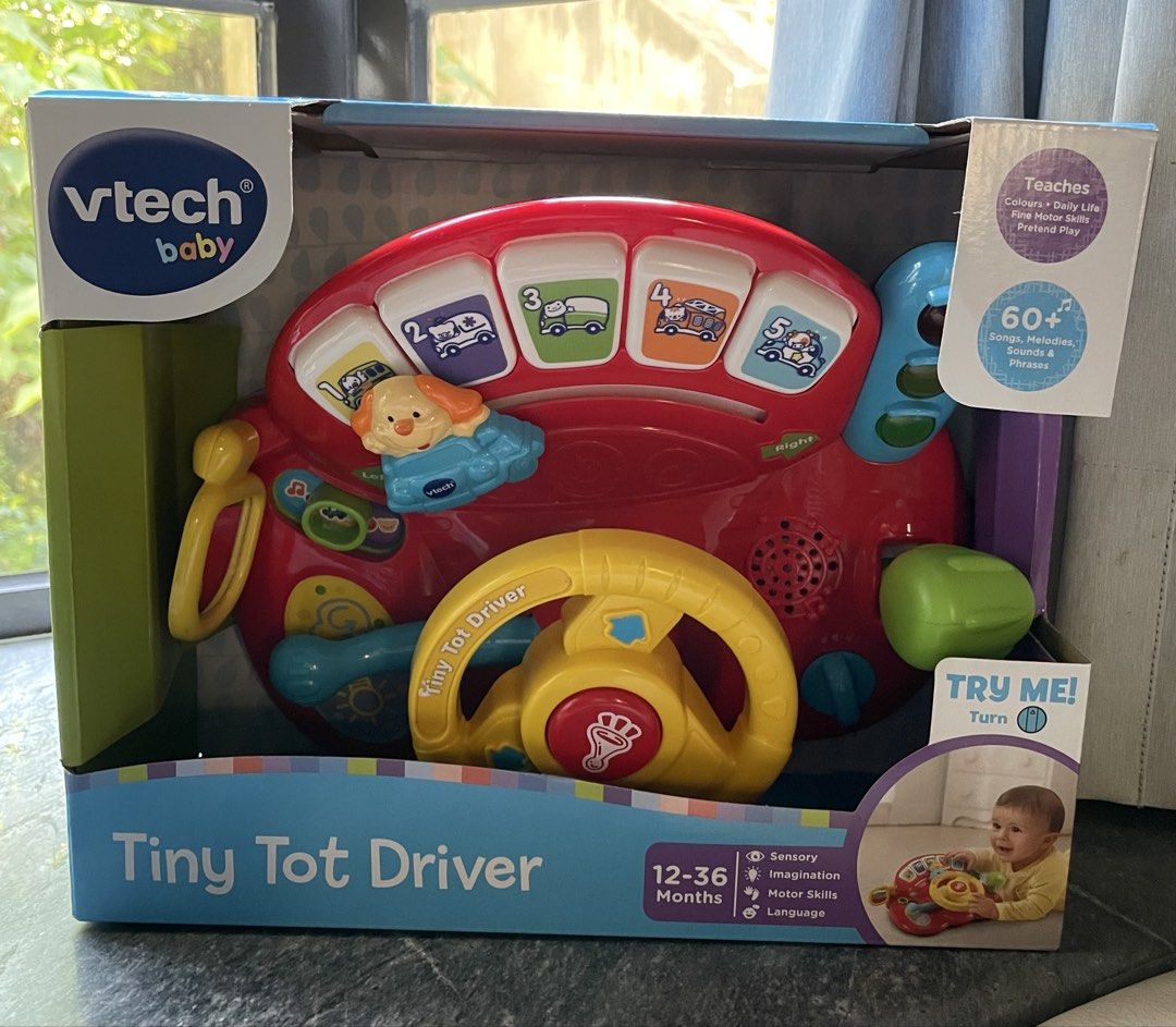 Vtech Tiny Tot Driver （分類：嬰兒玩具）位於 Hong Kong。 由 masterbubu 提交（商品編號 1467223900，圖片 1）。簡介： Features Lots of interactive buttons including a horn, traffic lights, ignition key and turning wheel 5 vehicle buttons introduce vehicles, animals, colours, numbers and music Non-breakable mirror for self-discovery Includes 10 melodies and 2 sing-along songs Battery: 2 x AA Cash/Payme/Alipay。