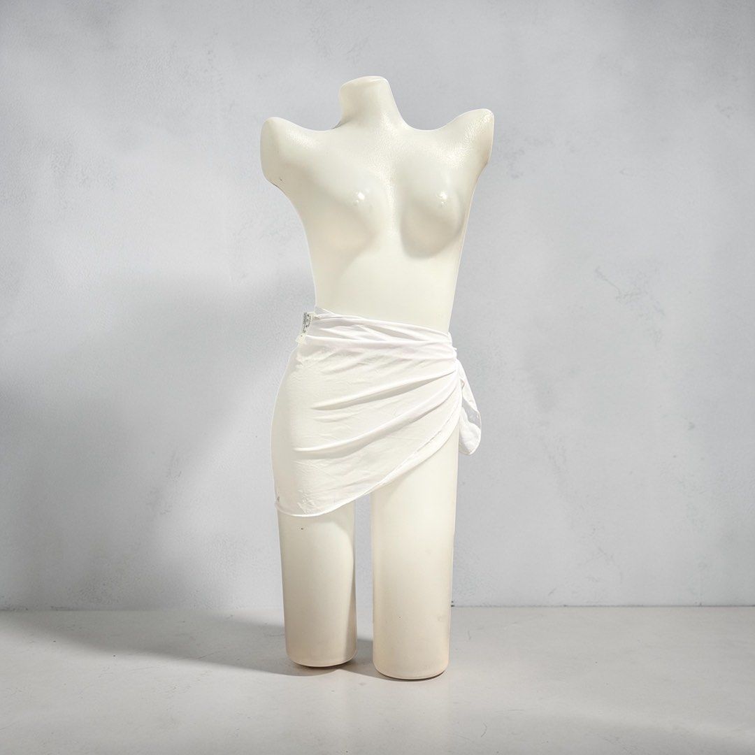 White Beach Sarong Swimsuit Cover Up (Category: Bikinis & Swimsuits) located in Santa Cruz. Submitted by homedecluttersale (Listing ID 1467355409, Image 1). Description: • Bought in Japan 🇯🇵 • Used / Excellent condition • Fits small to medium • Photos taken using mannequin only 🚚 Shipping via J&T only 📦 Shipping fee to be shouldered by buyer 💳 Mode of payment: GCash 📍 Santa Cruz, Laguna.