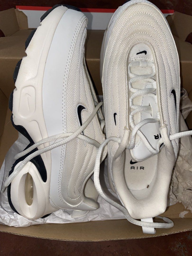White Nike Air Max Portal (Category: Sneakers) located in Marikina City. Submitted by hekie (Listing ID 1467174017, Image 2). Description: - Model: Nike Air Max Portal - Colorway: Classic White - Inclusions: Comes with original box - Condition: Like new! Worn for less than 10 times - size 6 rfs not my style anymore 😔.