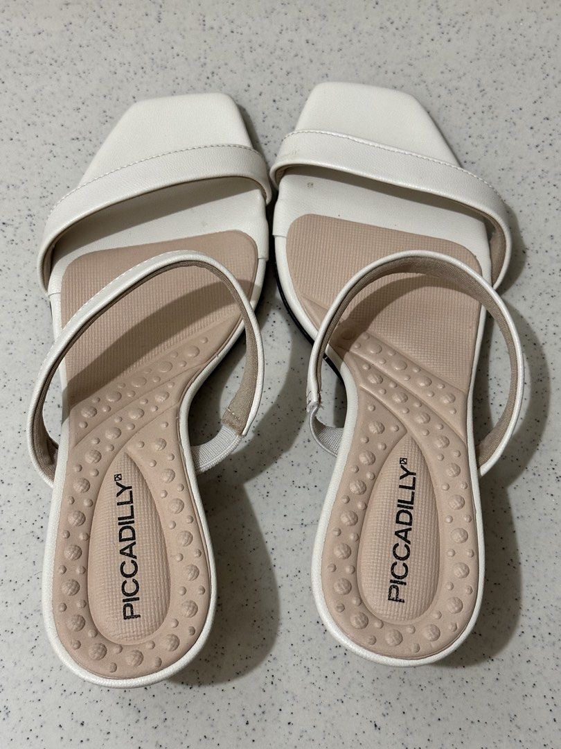 White Piccadilly Heels (Category: Heels) located in Paranaque City. Submitted by preloveeed890 (Listing ID 1467173633, Image 3). Description: .