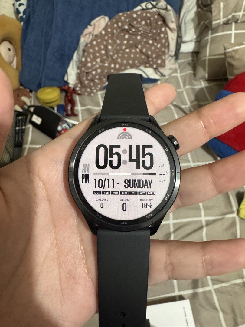 Xiaomi S5 - Smartwatch (Category: Wearables & Smart Watches) located in Pasay City. Submitted by mchntal (Listing ID 1467268629, Image 2). Description: - Brand/Model: Xiaomi Watch S5 Smartwatch - Color: Sleek black with a modern round display - Condition: Well-maintained, comes with original box as shown in photos - Features: Clear digital interface, comfortable silicone-style RFS: need funds.