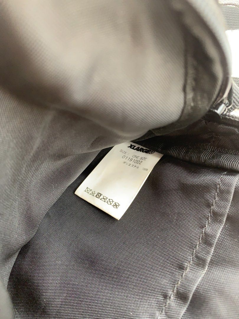 XLarge (Category: Sling Bags) located in Manila. Submitted by hamboychac77005 (Listing ID 1467310024, Image 3). Description: .