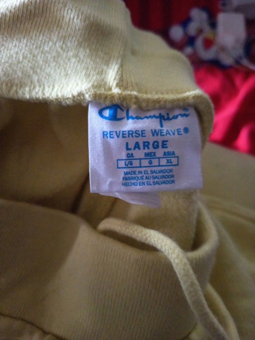 YELLOW LARGE MEN CHAMPION SHIRT (Category: Shorts) located in Manila. Submitted by rissie_15gg (Listing ID 1467209554, Image 2). Description: .