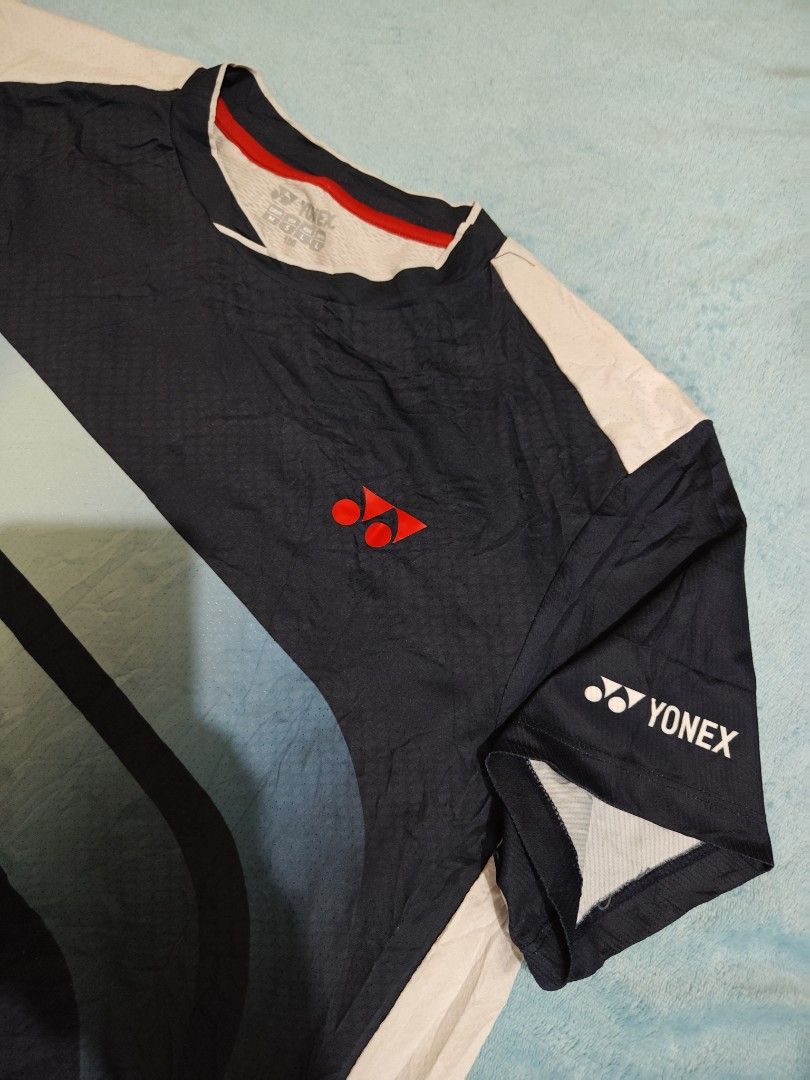 Yonex (Category: Activewear) located in Mandaue City. Submitted by prekfinds (Listing ID 1467285125, Image 3). Description: Yonex Excellentcondition 9.9/10colorate Size:Large on tag Dimes:21W x 27L No issue.