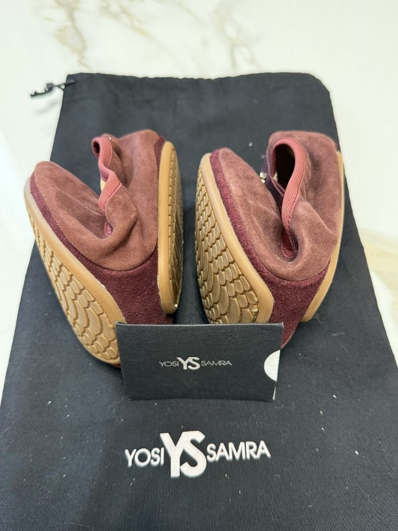 YOSI SAMRA Red Flats in Size 10 (Category: Flats & Sandals) located in Marikina City. Submitted by tashdeclutters. (Listing ID 1467232059, Image 2). Description: ✨ YOSI SAMRA Red Flats in Size 10 - P4990 ✨ Condition 1: Brand New 🛍️ Purchased in: USA 📝 Notes: with YS card and dust bag ✨ @tashdeclutters ✨ Created to share the things that no longer spark joy with Tash — and hopefully, let them spark joy for someone else. 🤍 📌 SHOP POLICIES • Pric