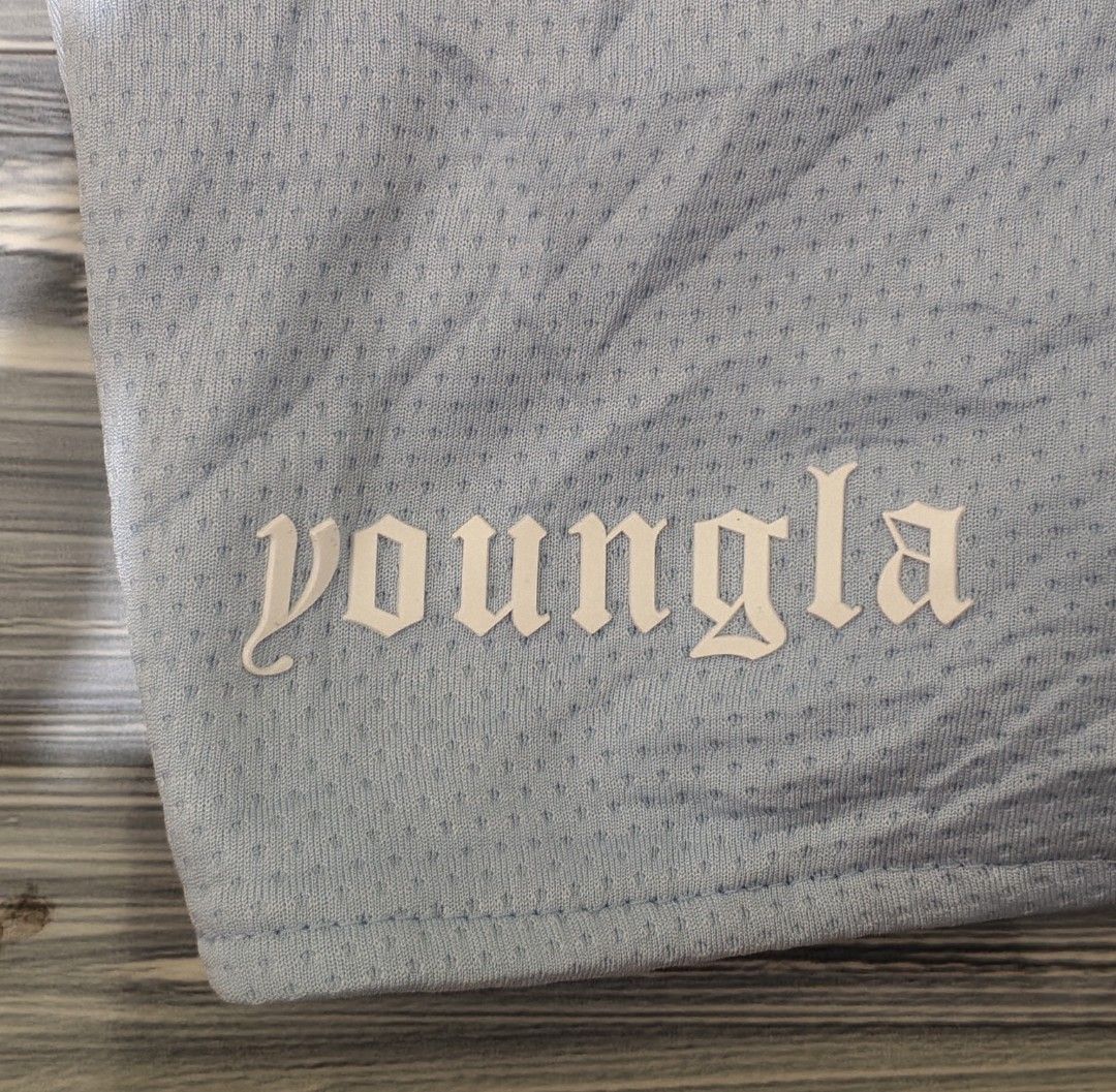 YoungLA (Category: Shorts) located in Cebu City. Submitted by archenggo (Listing ID 1467326366, Image 3). Description: Excellent Condition Waist 30-34 Length 17 Leg opening 12 Issue at the Picture Add shipping fee.