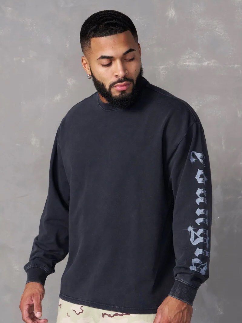 YOUNGLA Chrome Longsleeve (Category: Activewear) located in Bayombong. Submitted by rethreadsactivewear (Listing ID 1467179838, Image 1). Description: ON-HAND! READY TO SHIP! 🔥 YOUNGLA Chrome Longsleeve Washed Brown Small Like new 1499 only! The YoungLA 8028 - Chrome Longsleeves blend comfort and style perfectly. Made with high-quality materials, this shirt offers a relaxed fit while maintaining a trendy look. The unique graphic down the sleeve 