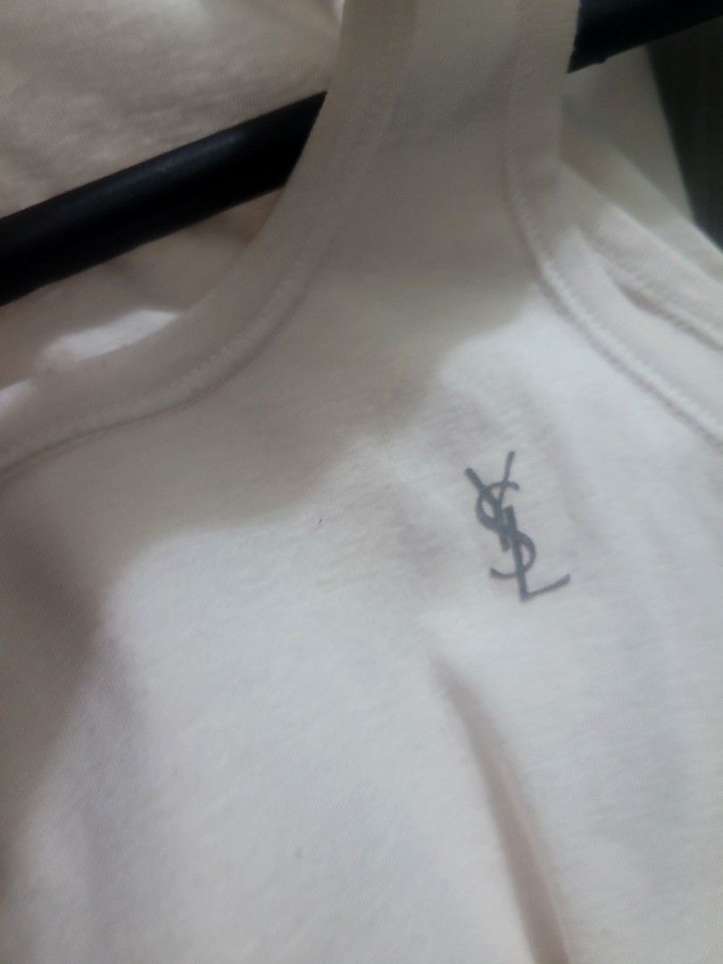 YSL Stretchy Singlet (Category: Sleeveless) located in Los Banos. Submitted by lopecruz (Listing ID 1467303906, Image 3). Description: armpit : 17" length : 28" like new, no flaws M-L Stretchy.