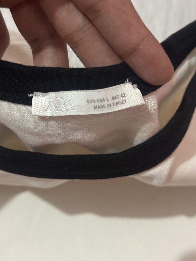 Zara ringer shirt size large (Category: Tshirts & Polo Shirts ) located in Pasay City. Submitted by itsmeazula (Listing ID 1467353465, Image 2). Description: Bought if for 1.3k Size large fits to medium .