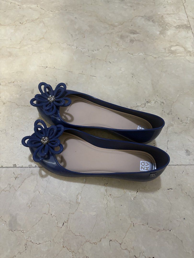Zaxy Ballet Flats (Category: Flats & Sandals) located in Manila. Submitted by r4ynie (Listing ID 1467193689, Image 3). Description: used 1 time, too small size: 35/36.