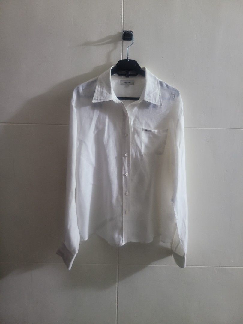 LINEN 100% facconableTop (Category: Blouses) located in Los Banos. Submitted by lopecruz (Listing ID 1467483772, Image 1). Description: armpit : 19" length : 24" like new, no flaws M to L.